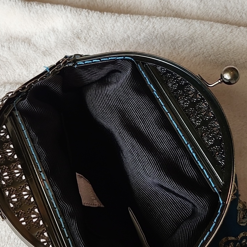 Handbag - Picture 3 of 3